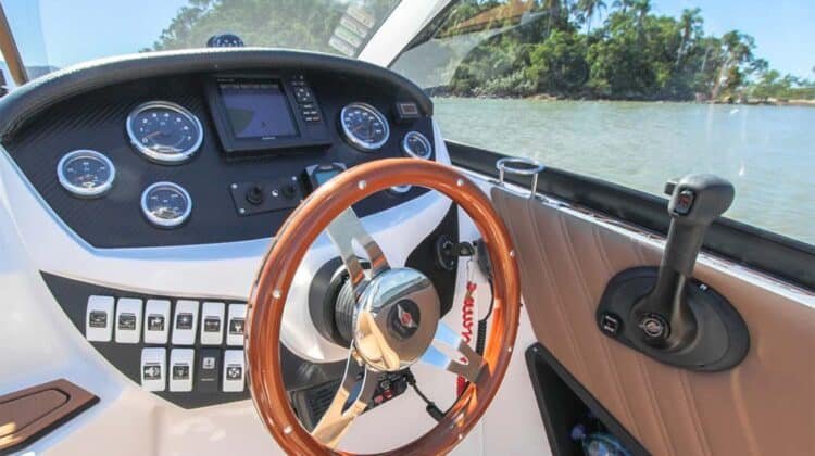 how does a boat speedometer work? marine dignity